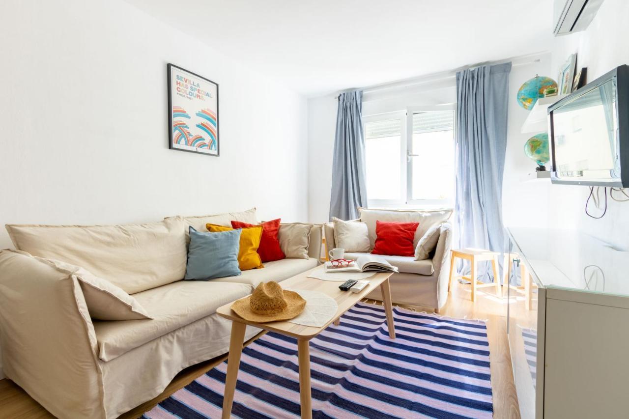 Colours Apartment And Garage Historical Center 4 Pax Sevilla Exterior foto