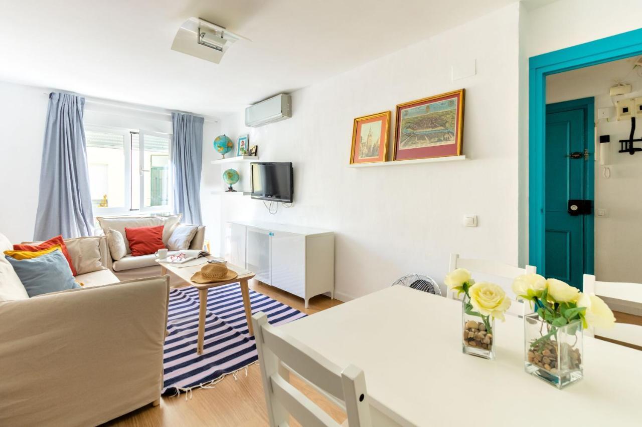 Colours Apartment And Garage Historical Center 4 Pax Sevilla Exterior foto